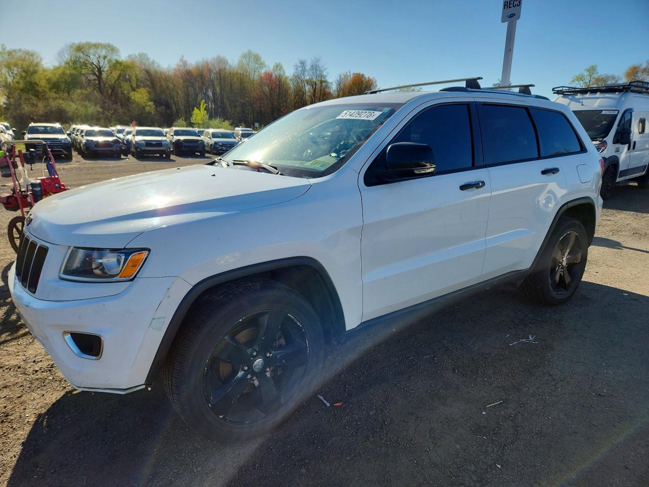 Salvage Jeep Cherokee Image