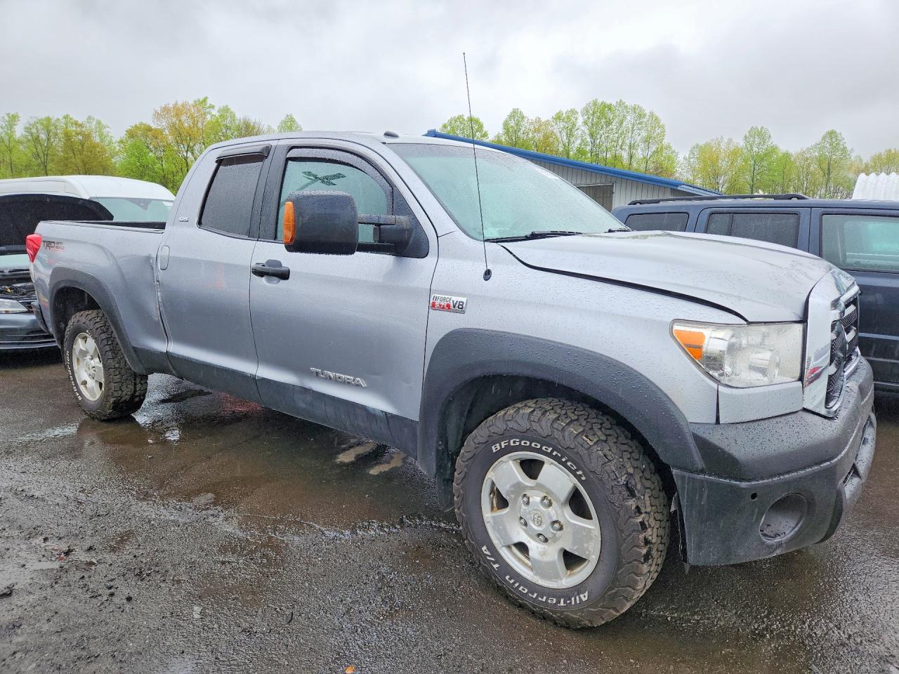 Toyota Tundra Double Cab Sr5