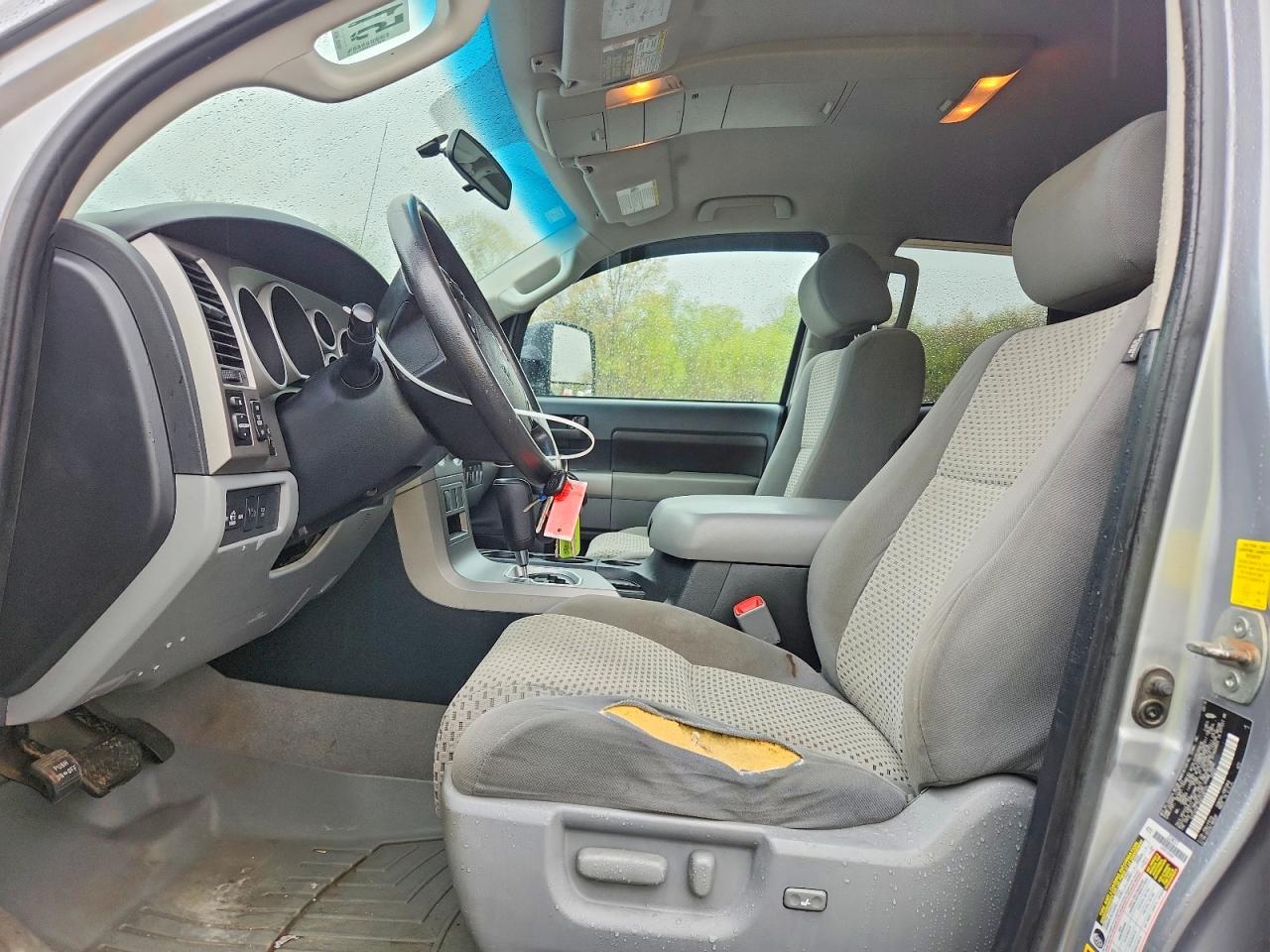 Toyota Tundra Double Cab Sr5