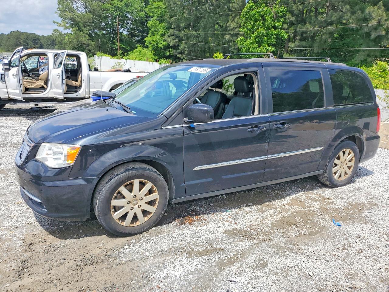 Salvage Chrysler Minivan Image
