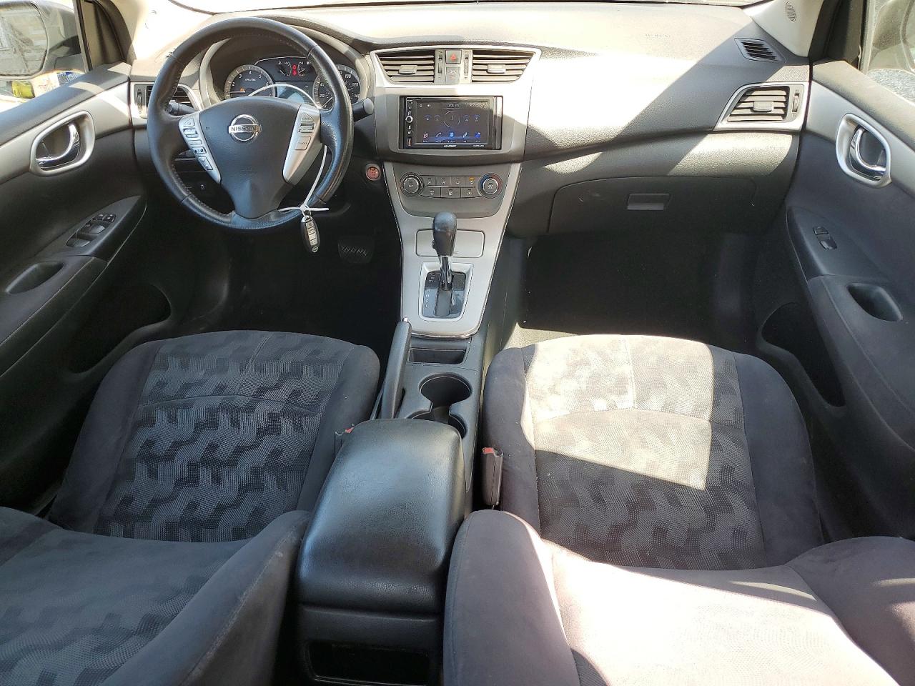 Nissan Sentra S