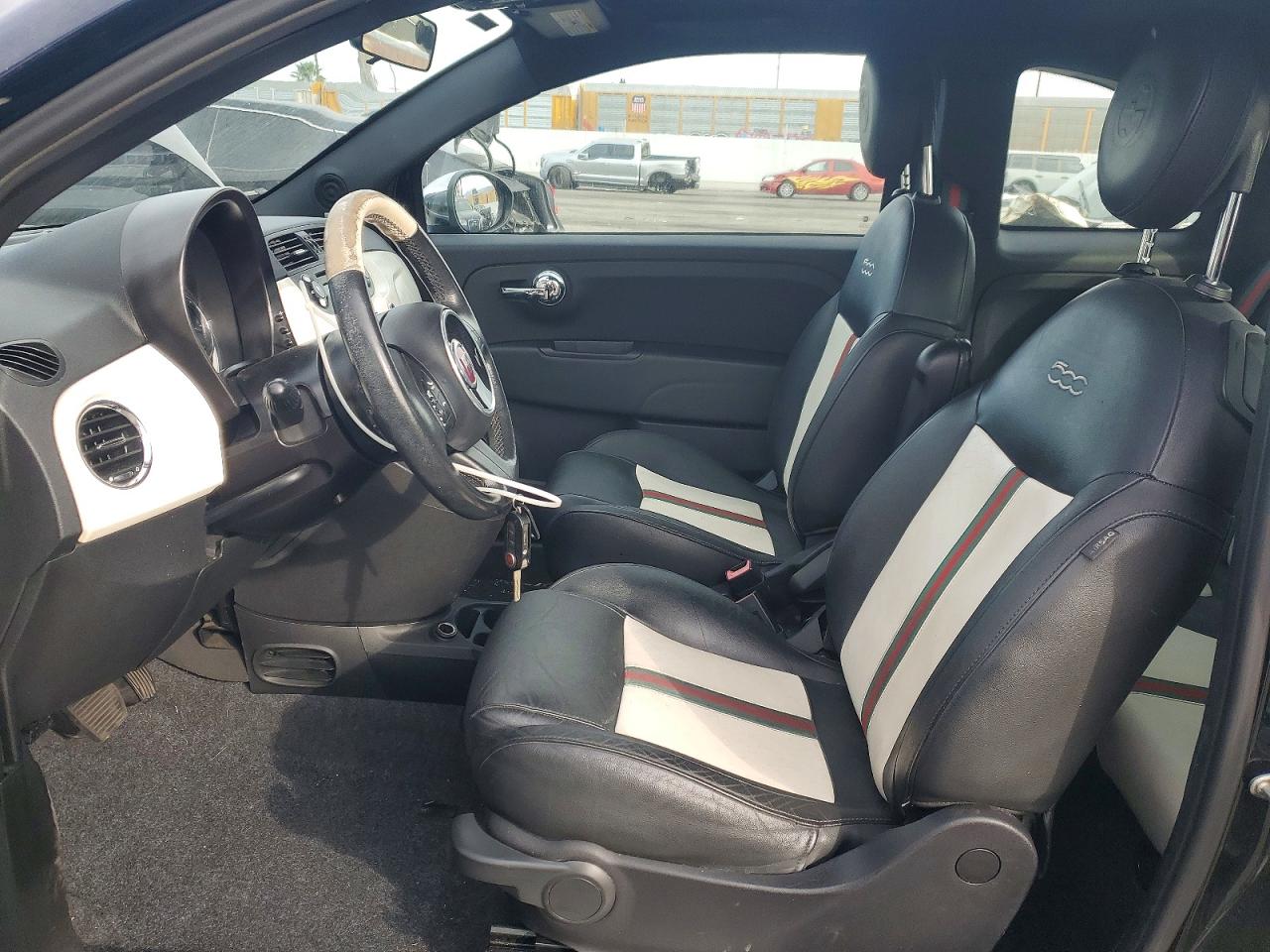 FIAT 500 Lounge