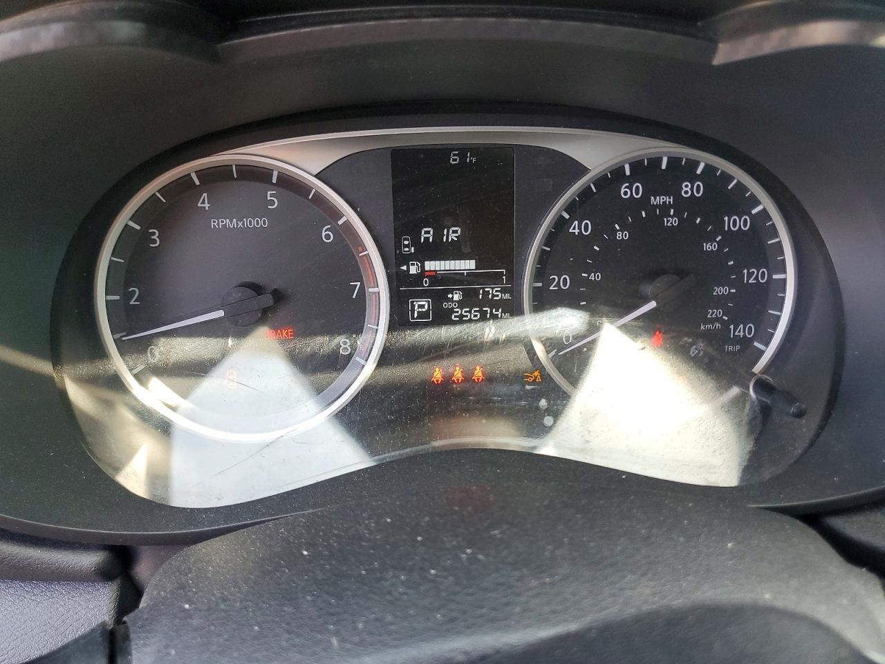 Nissan Versa S