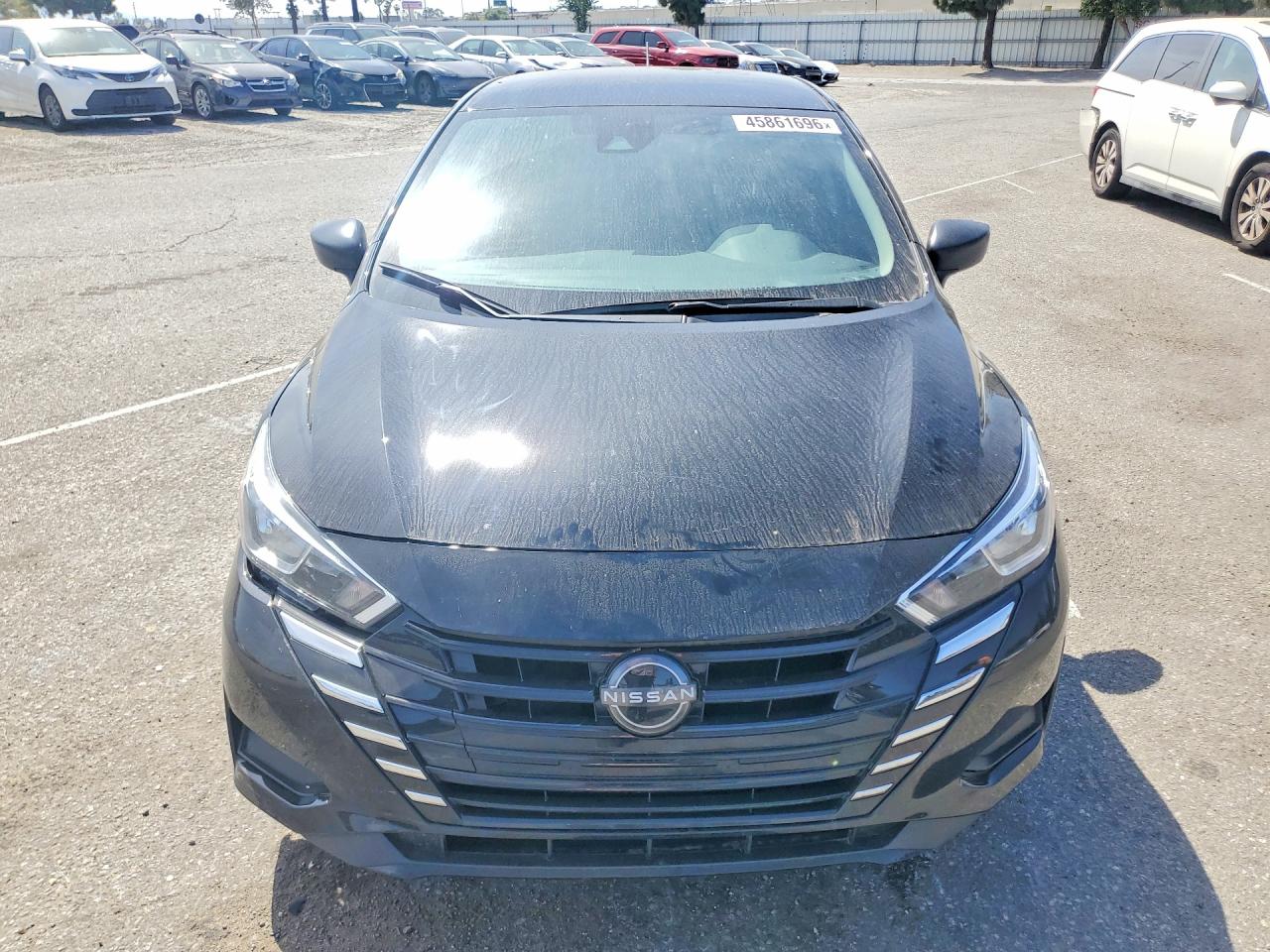 Nissan Versa S