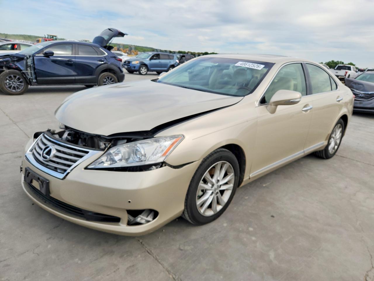 Salvage Lexus Es Image