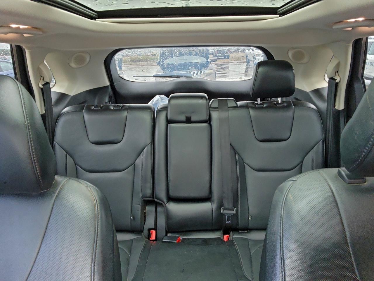 Ford Edge Titanium
