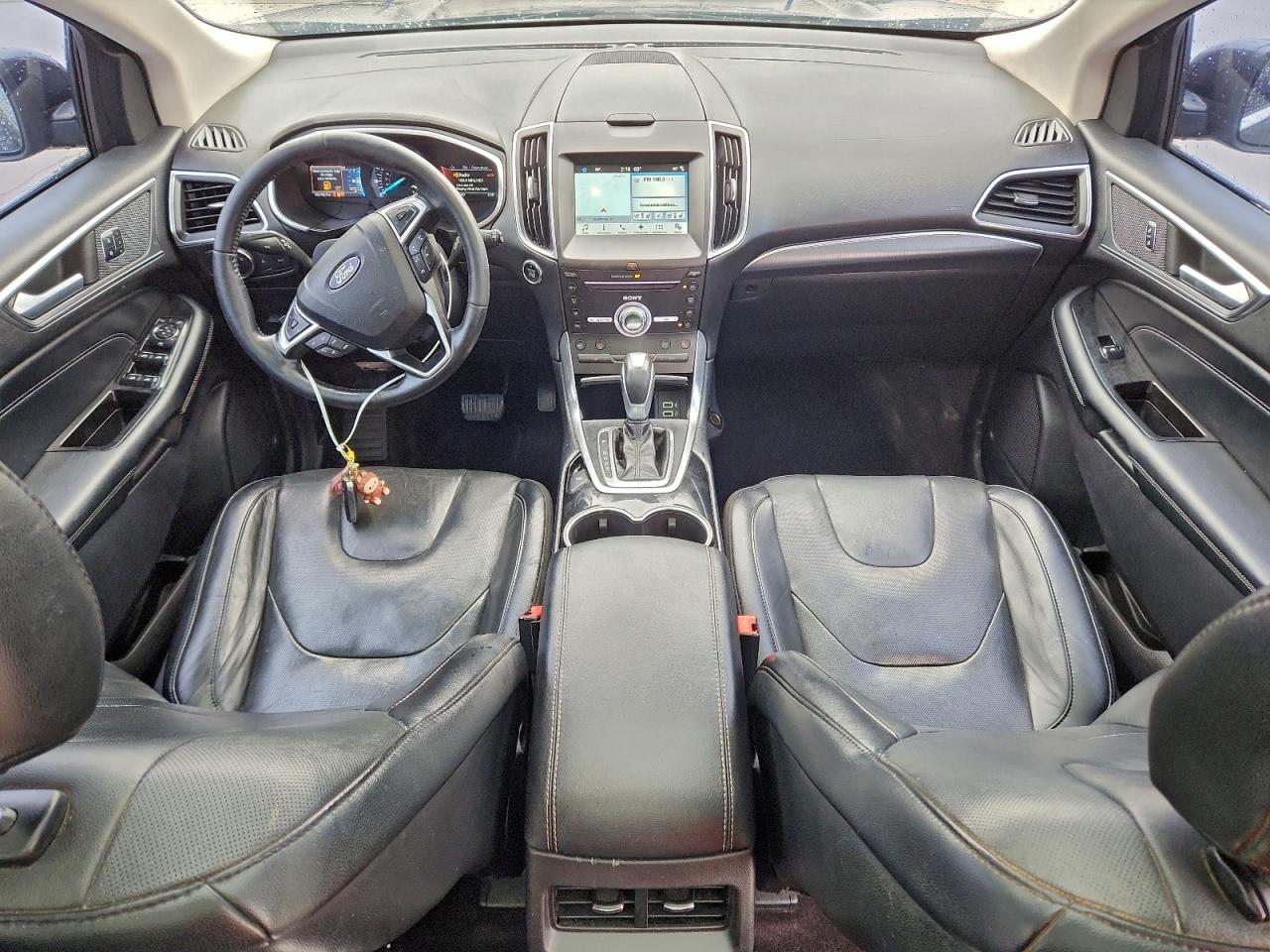 Ford Edge Titanium