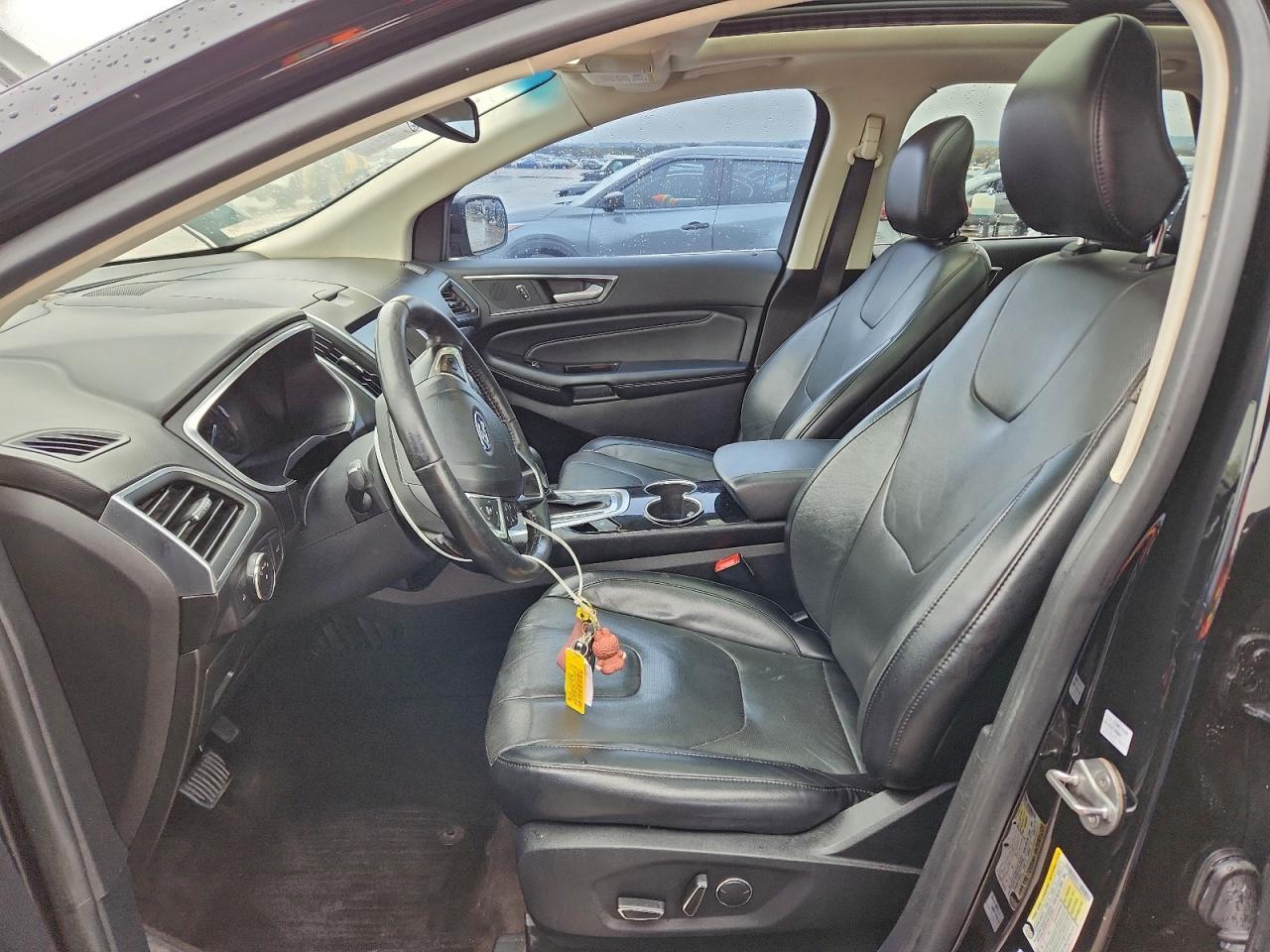 Ford Edge Titanium