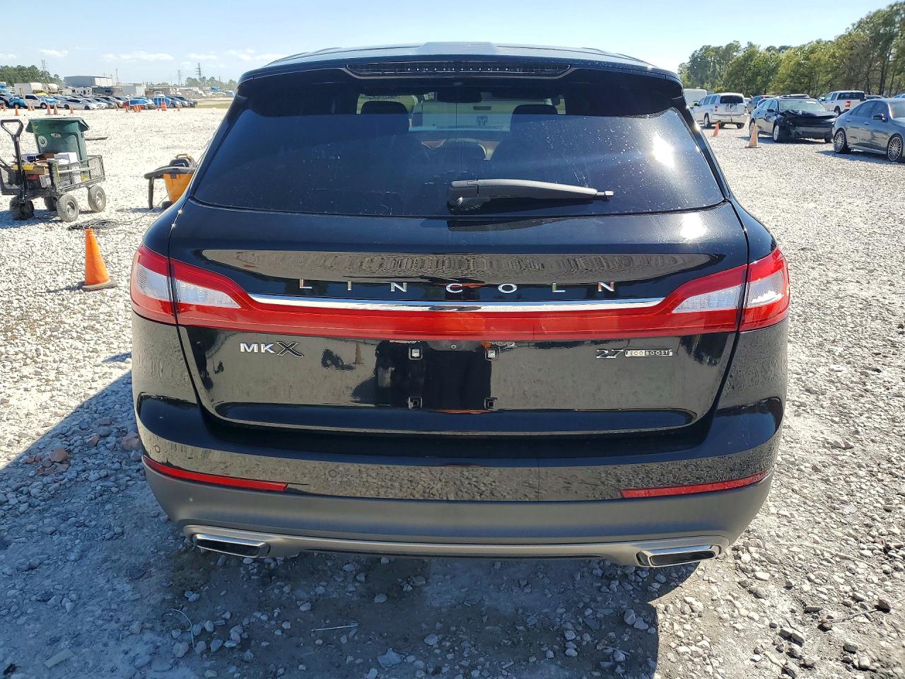 Lincoln MKX Black Label