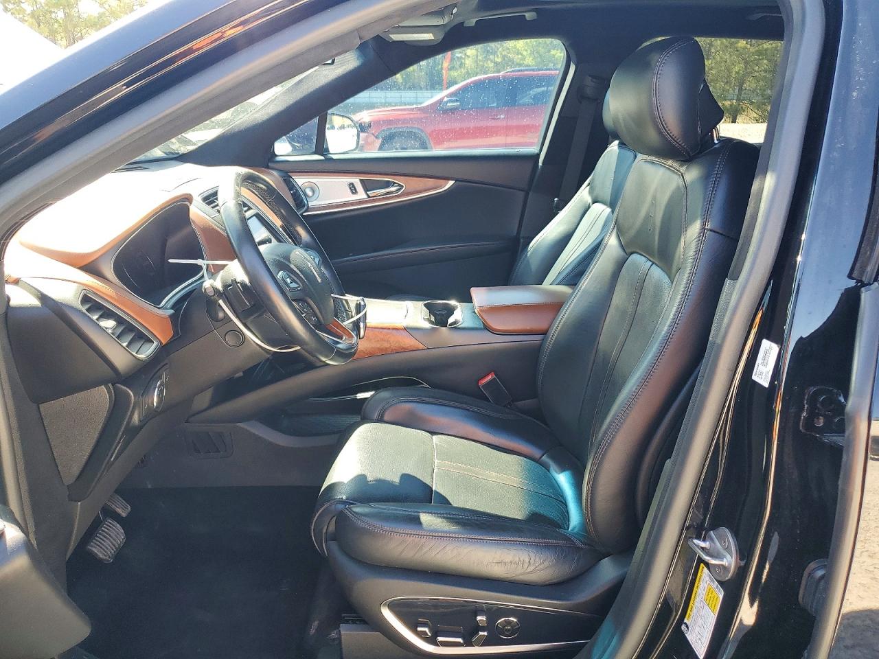 Lincoln MKX Black Label