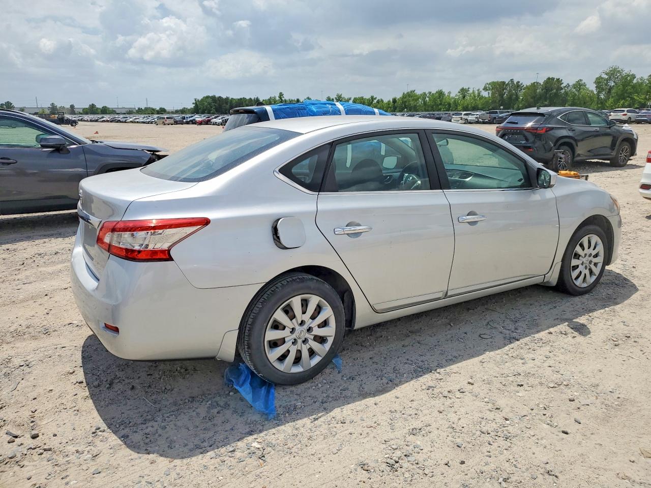 Nissan Sentra S