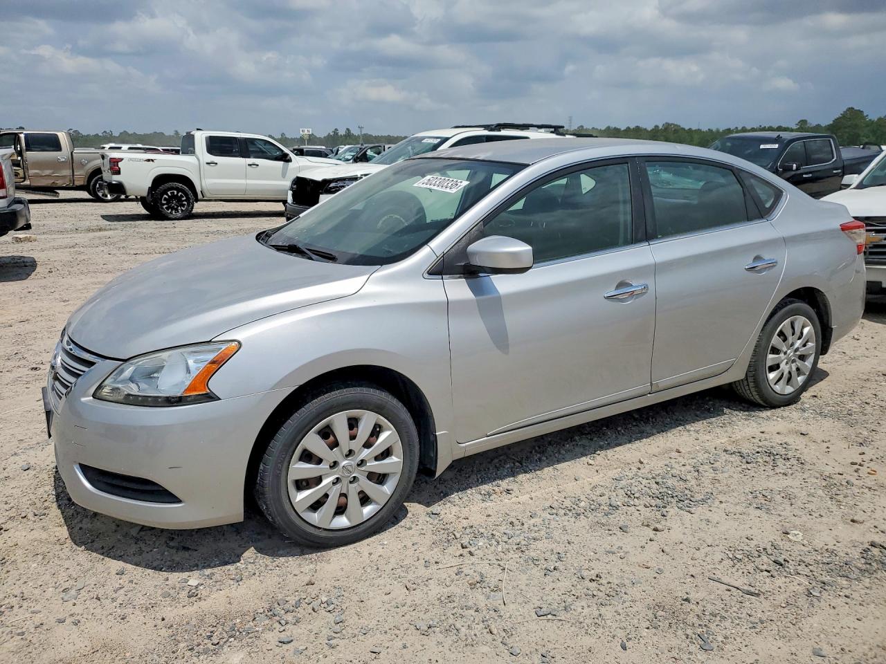 Salvage Nissan Sentra Image