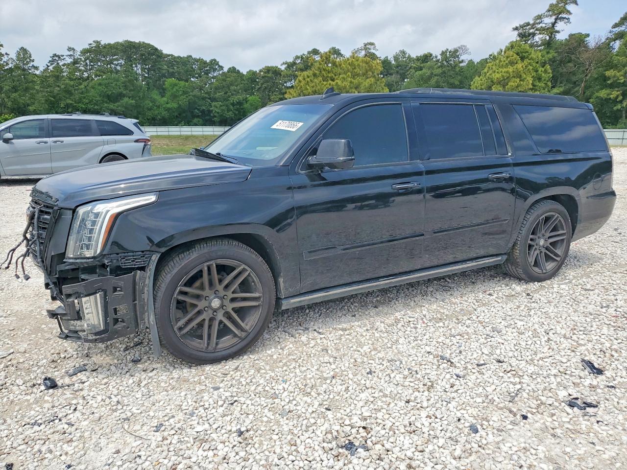 Salvage Cadillac Escalade Image