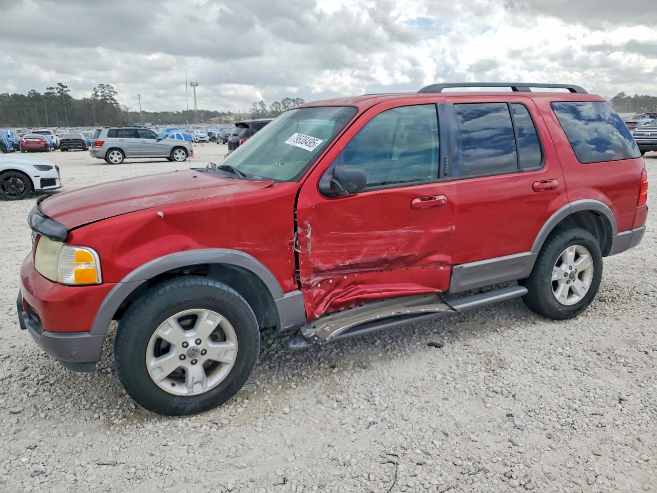 Salvage Ford Explorer Image
