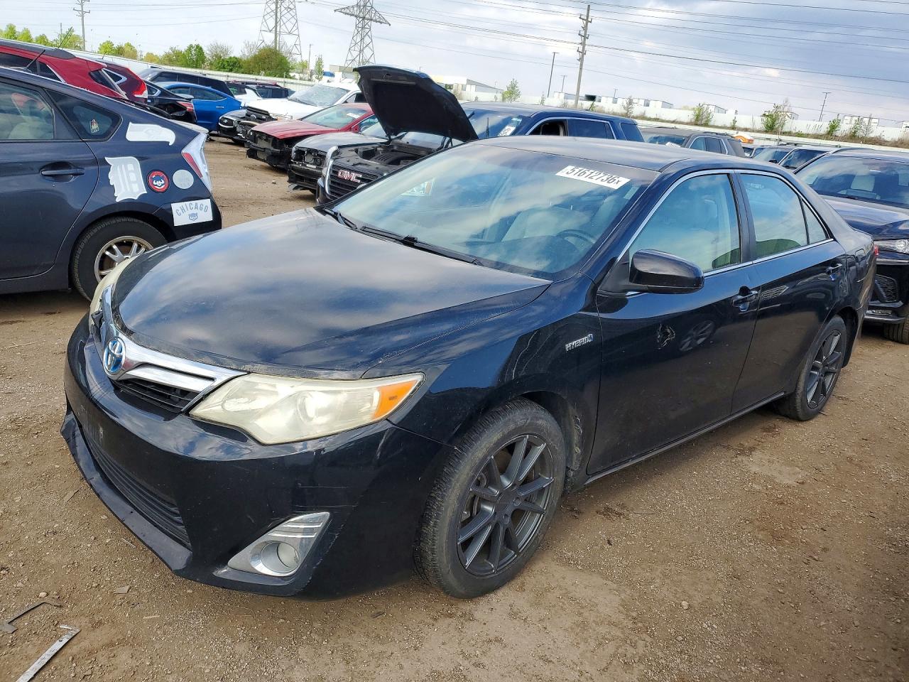 Salvage Toyota Camry Image