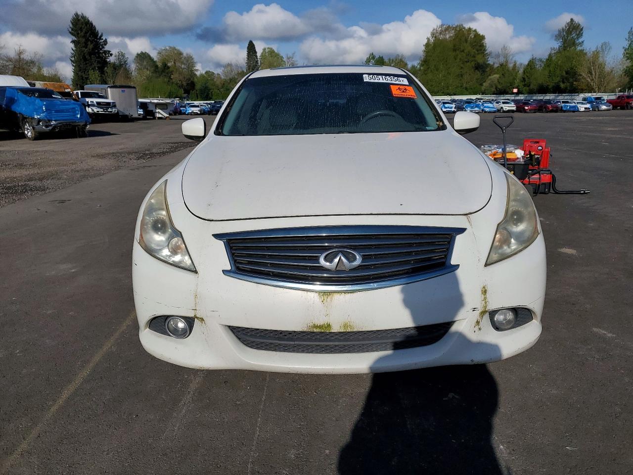 INFINITI G37 Base