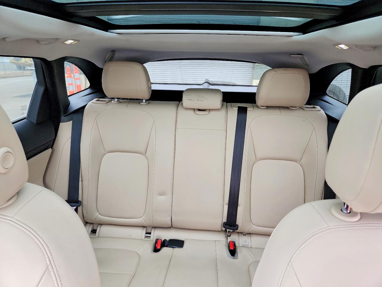 Jaguar F-PACE Premium