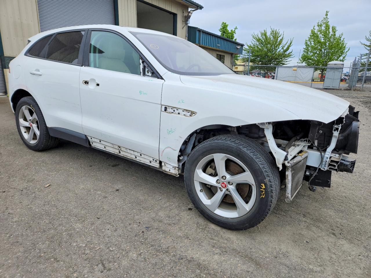 Jaguar F-PACE Premium