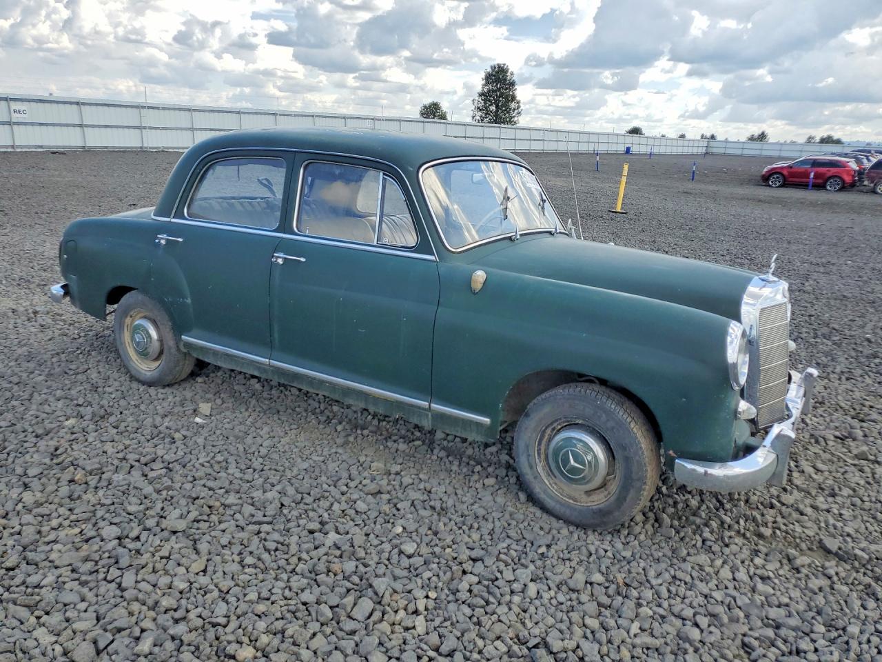 Mercedes-Benz 190-Class