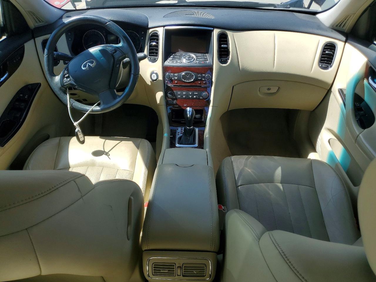 INFINITI Qx