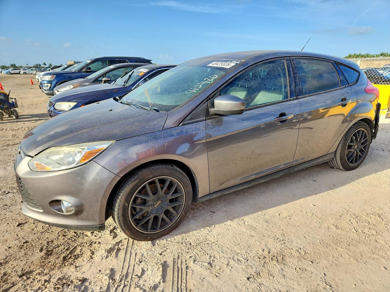 Salvage Ford Focus Image