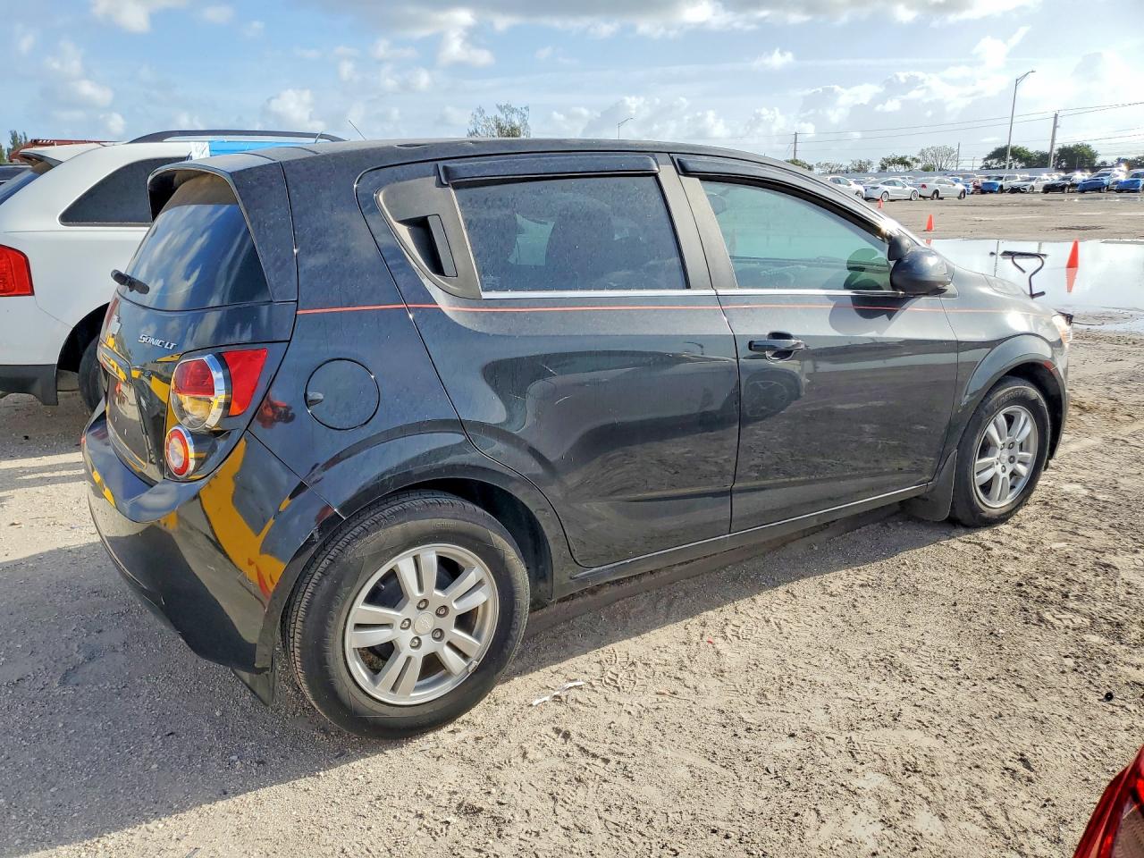 Chevrolet Sonic Lt
