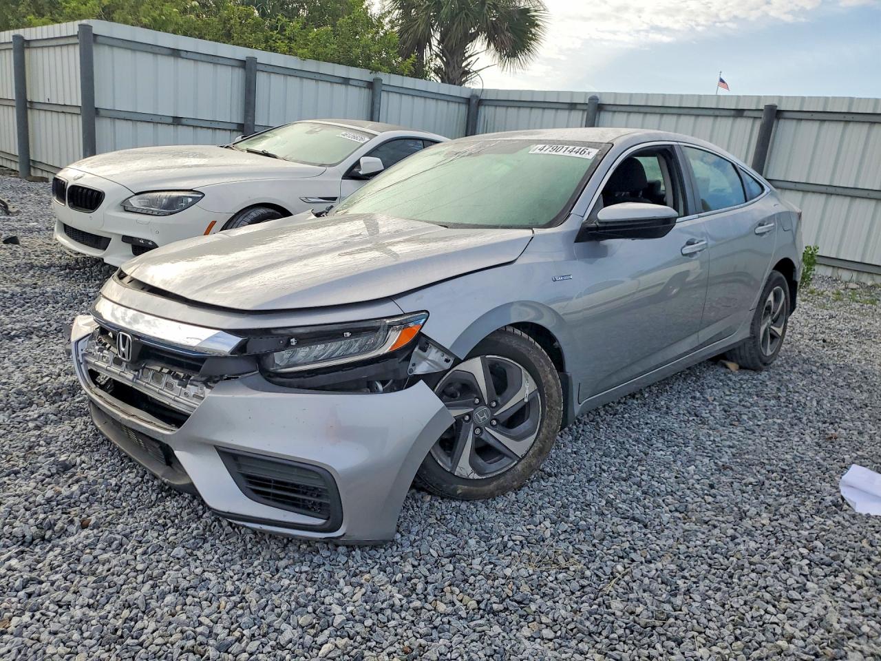 Salvage Honda Insight Image