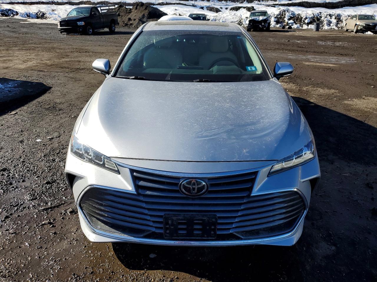 Toyota Avalon Xle