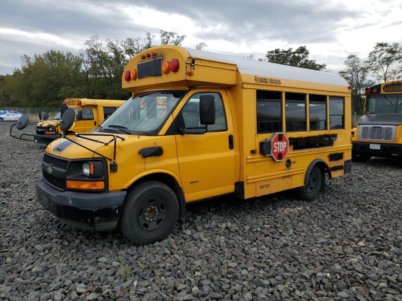 Salvage Chevrolet Express Image