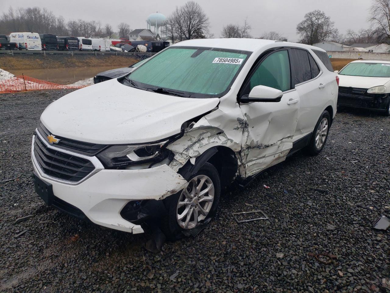 Salvage Chevrolet Equinox Image