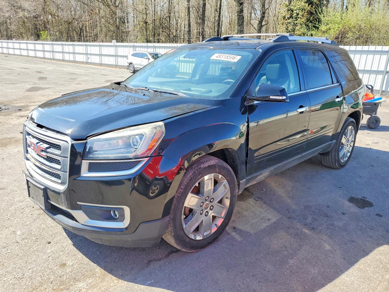 Salvage GMC Acadia Image