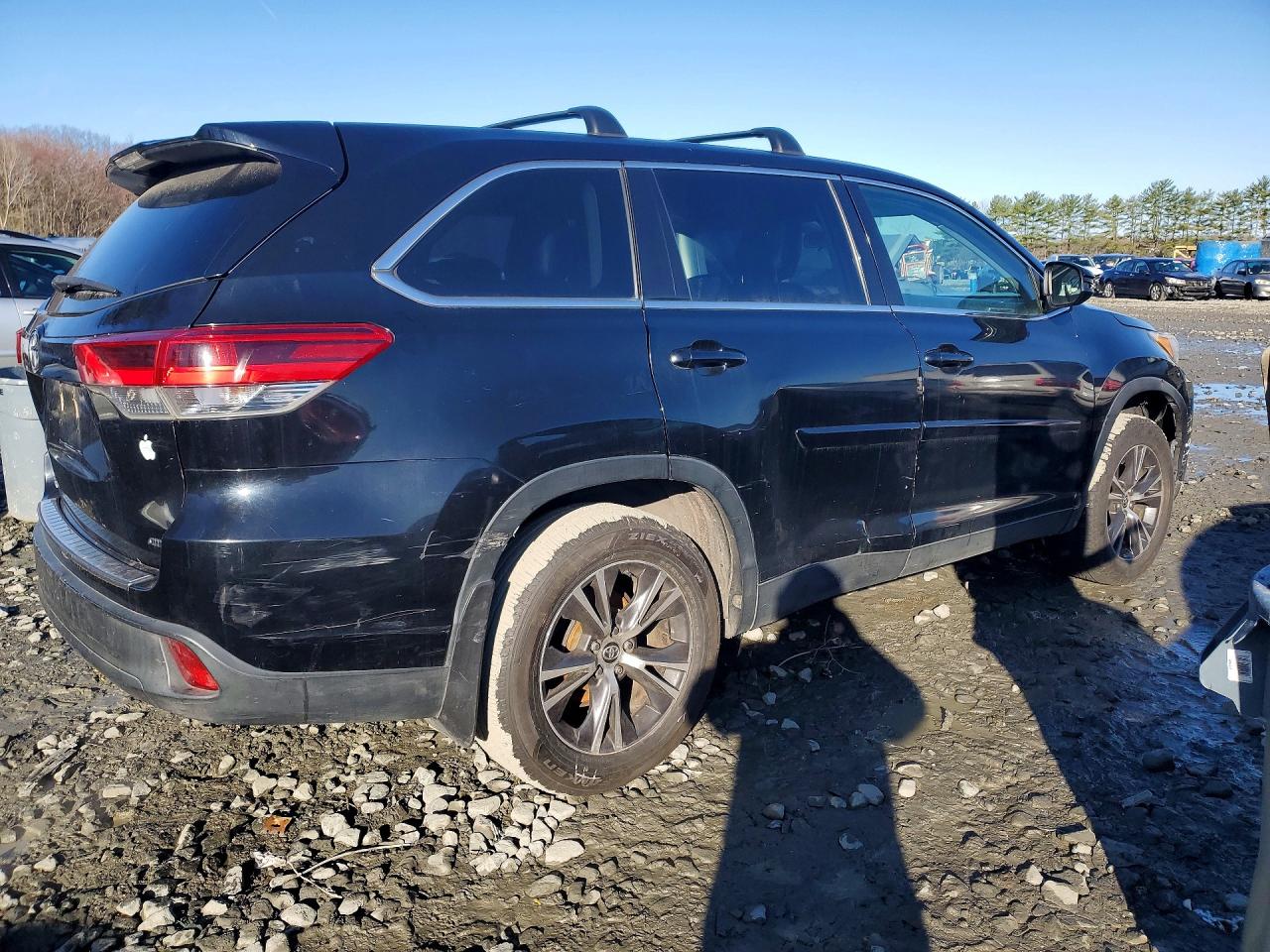 Toyota Highlander Le