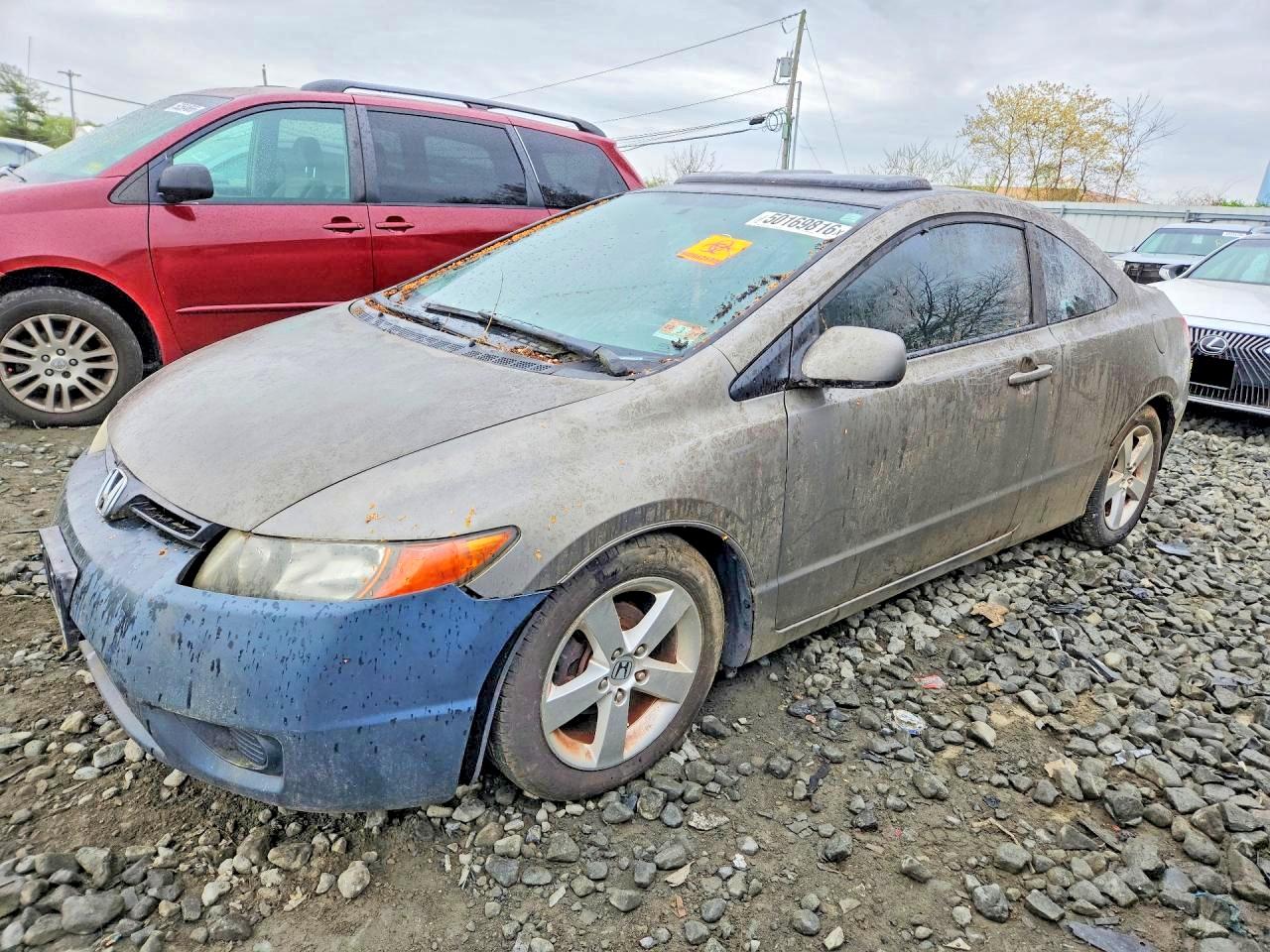 Salvage Honda Civic Image
