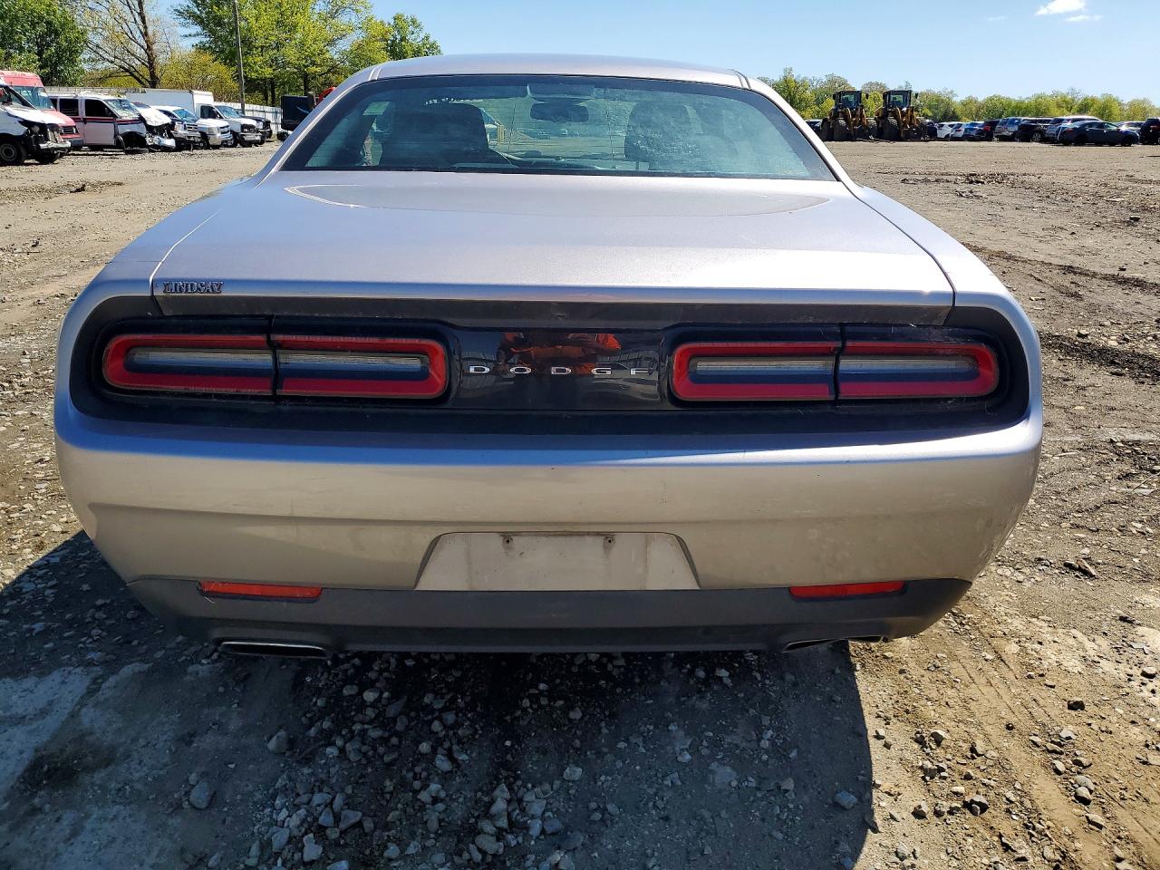 Dodge Challenger Sxt