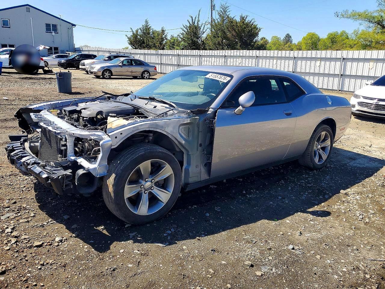 Salvage Dodge Challenger Image