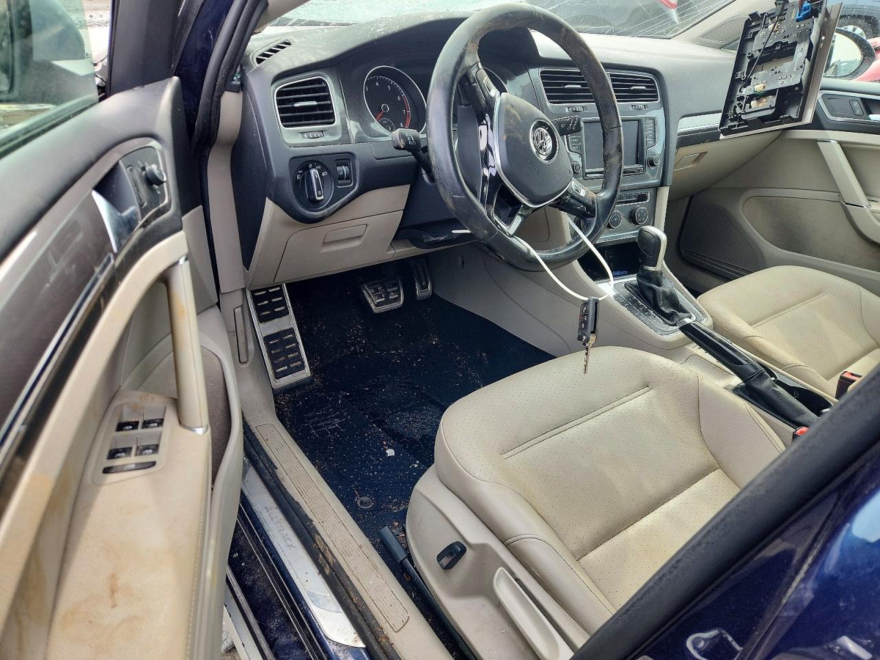 Volkswagen Golf S