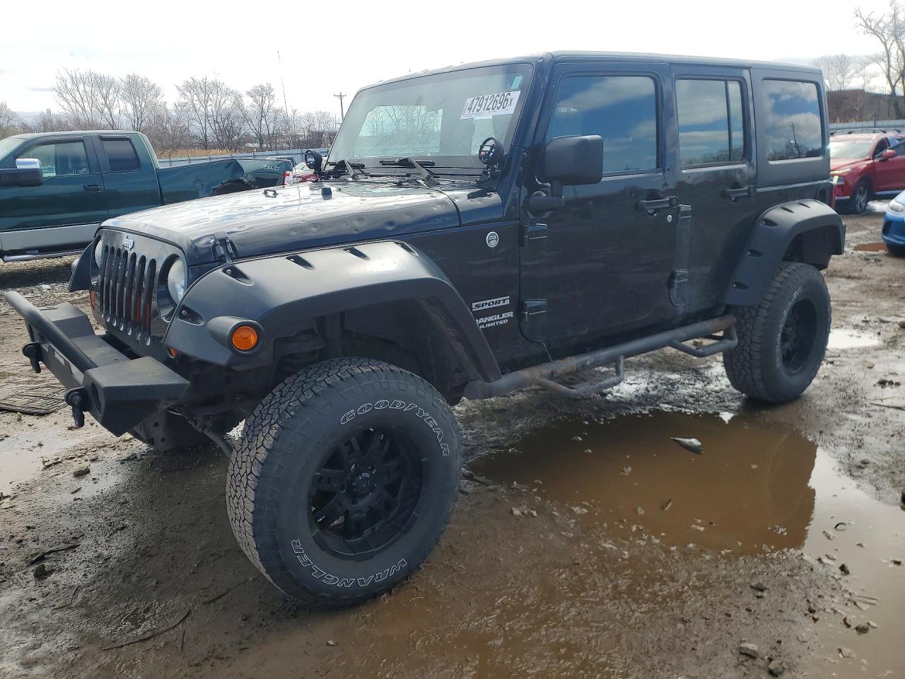 Salvage Jeep Wrangler Image