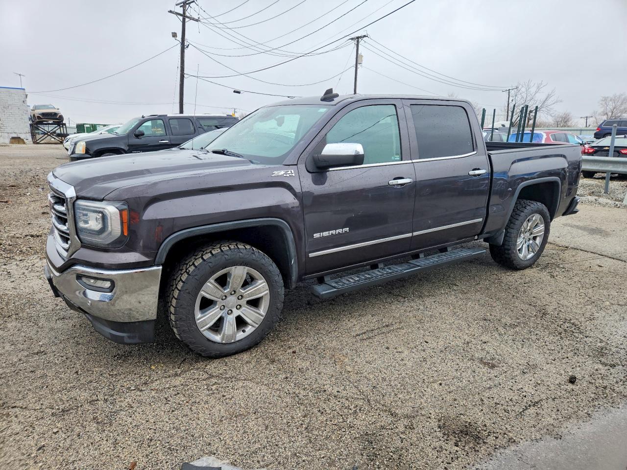 Salvage GMC Sierra Image