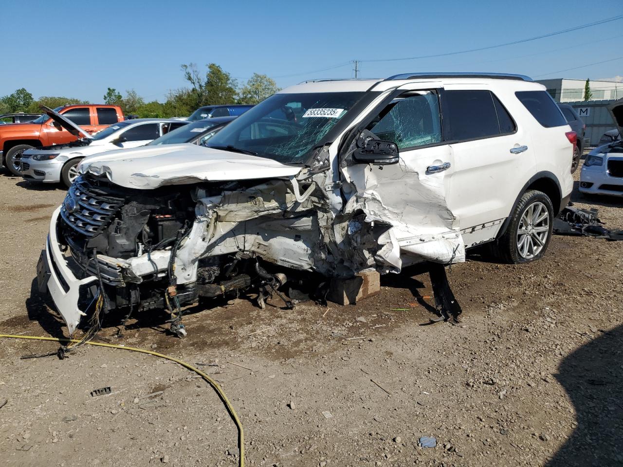 Salvage Ford Explorer Image
