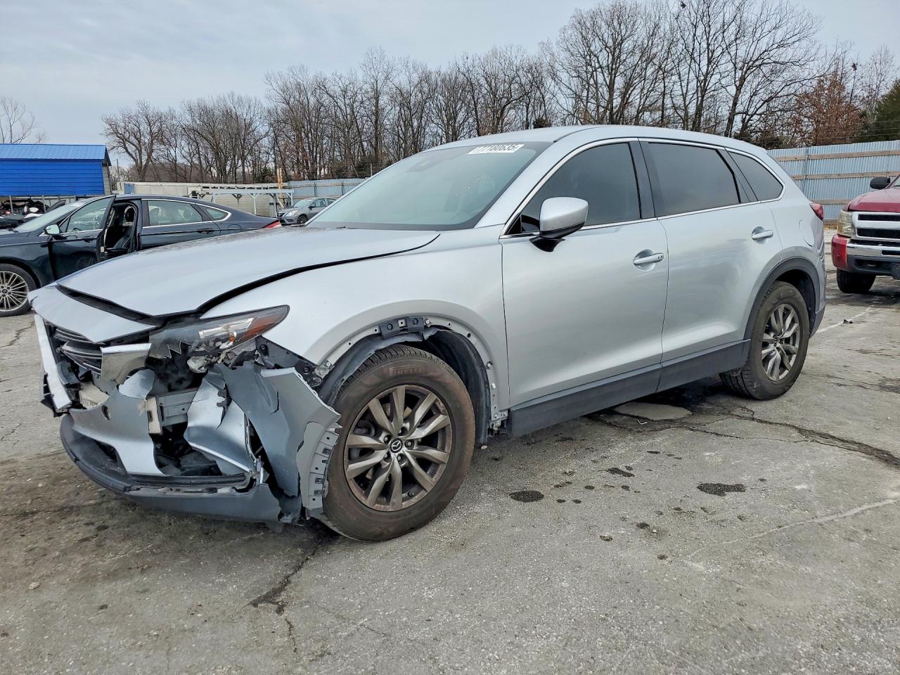 Salvage Mazda Cx Image