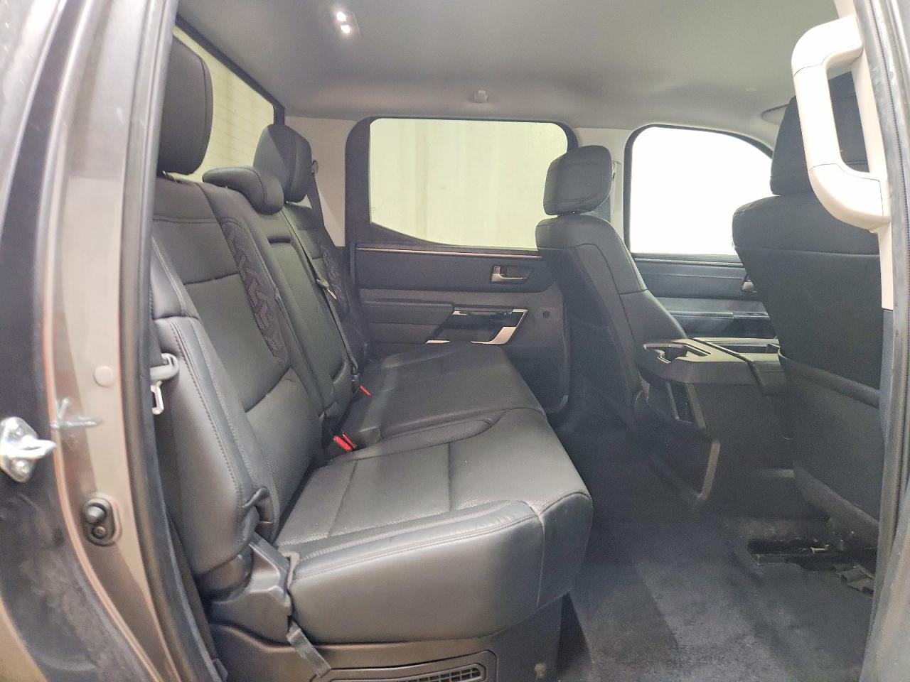 Toyota Tundra Limited Hv
