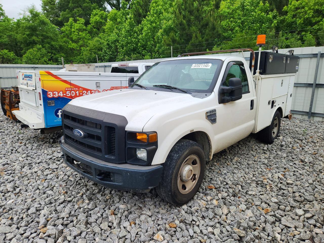 Salvage Ford F-350 Image