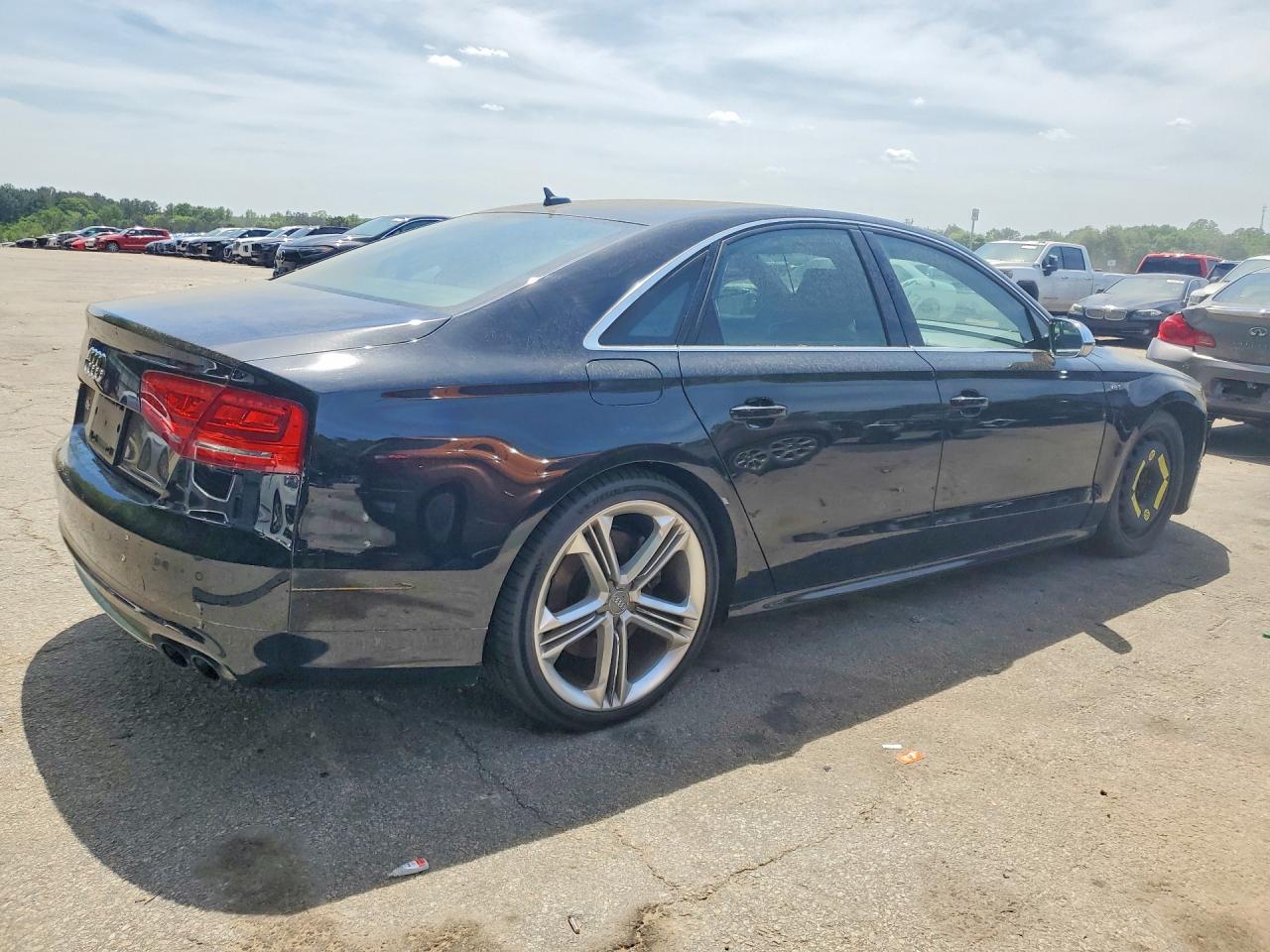 Audi S8 Quattro