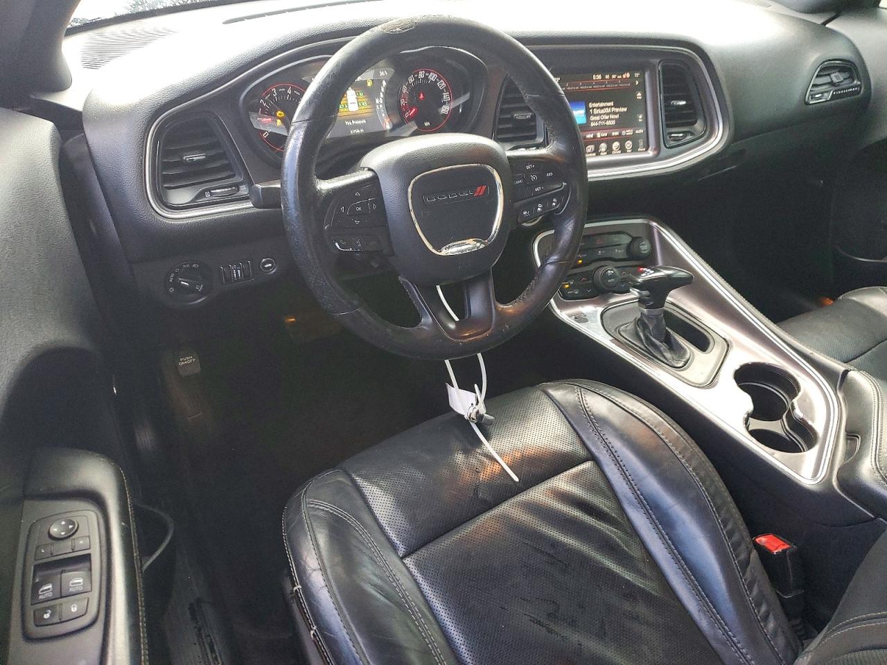 Dodge Challenger Sxt