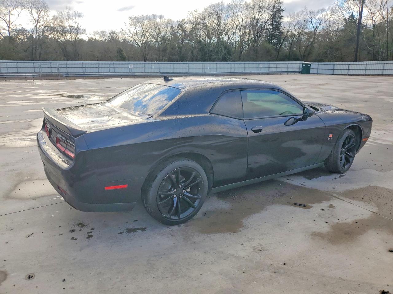 Dodge Challenger Sxt