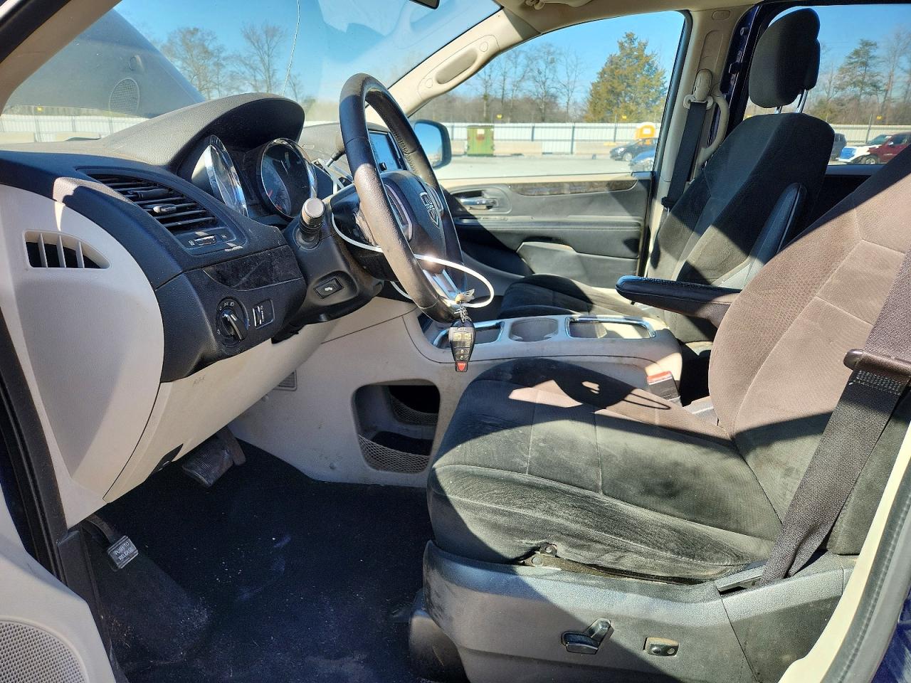 Dodge Caravan Sxt