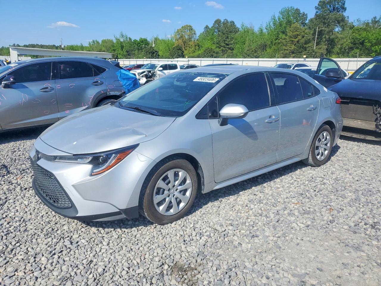Salvage Toyota Corolla Image