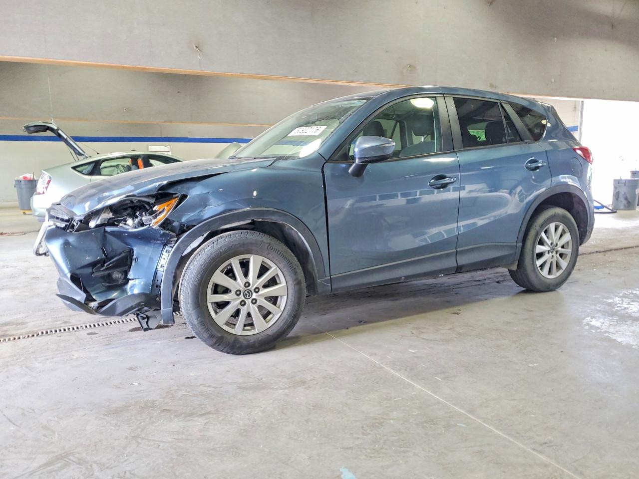 Salvage Mazda Cx Image