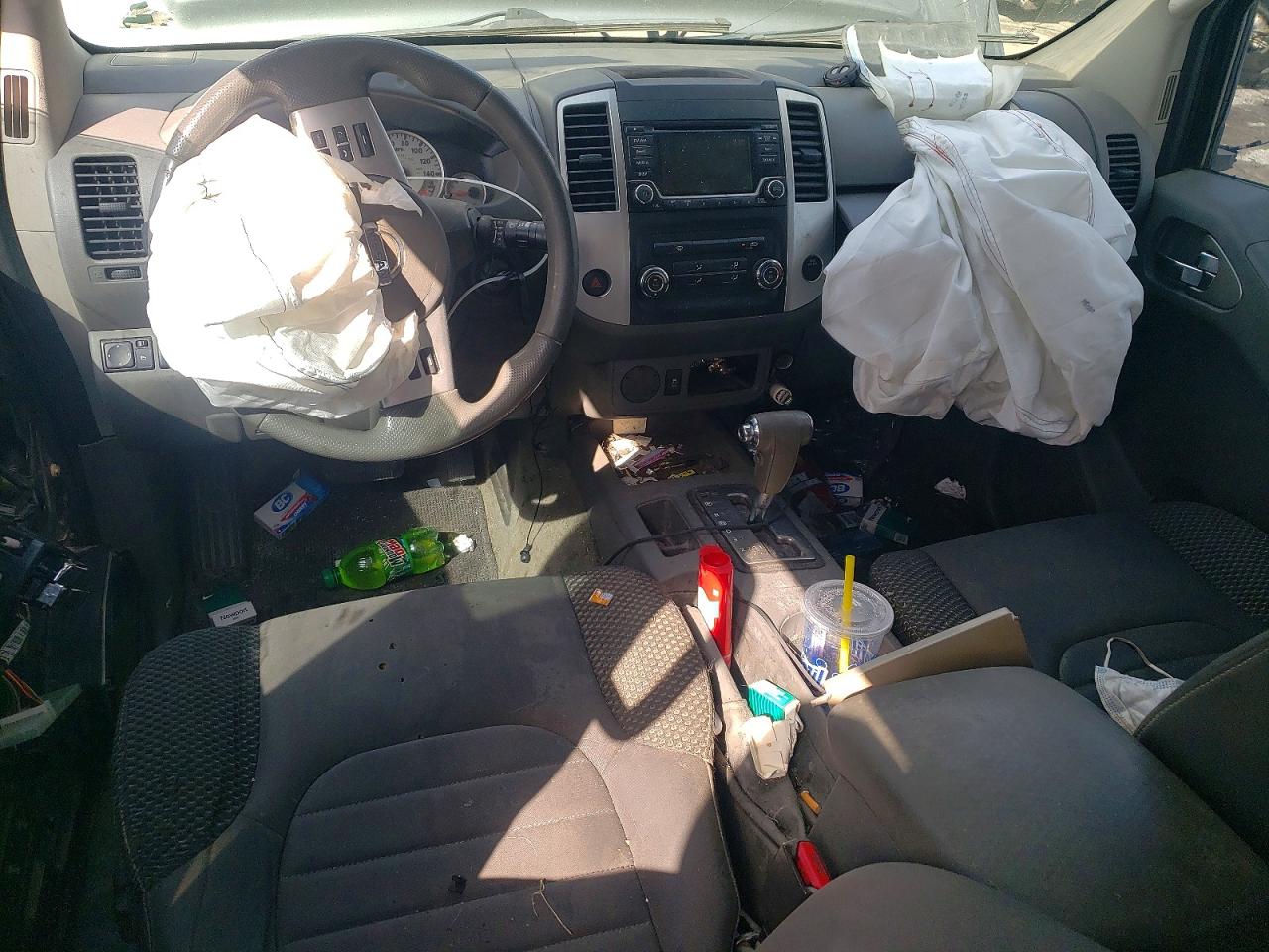 Nissan Frontier Desert Runner
