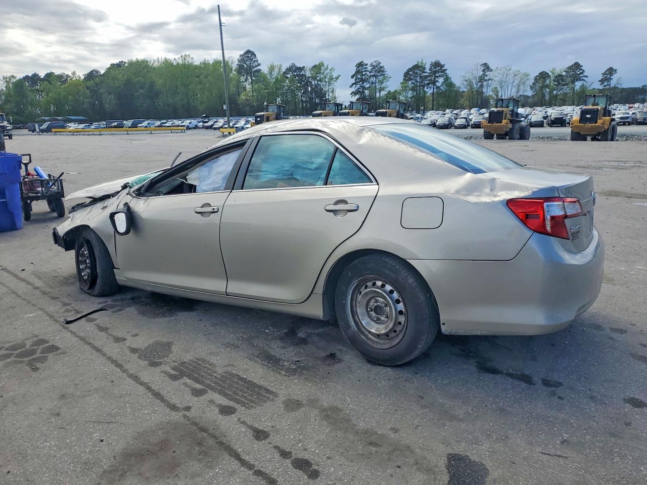 Toyota Camry L